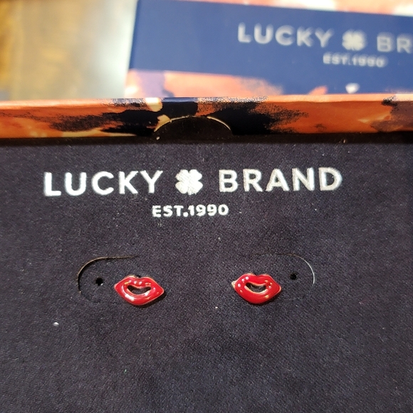 Lucky Brand Jewelry - Lucky Brand Kissy 💋 Lips 👄 Stud Earrings